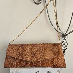Daisy Fuentes Elegant Brown Crocodile Pattern Clutch with Gold Chain